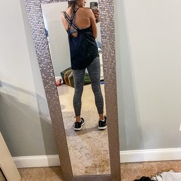 Black Nike Active Tank - Picture 2 of 2